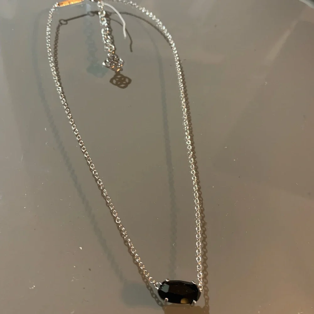 KENDRA SCOTT Ever Black stone rhodium Pendant Necklace